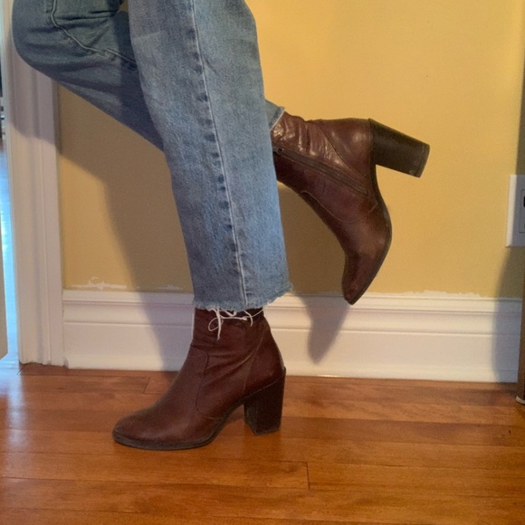 Lintervalle ankle booties - Picture 3 of 4